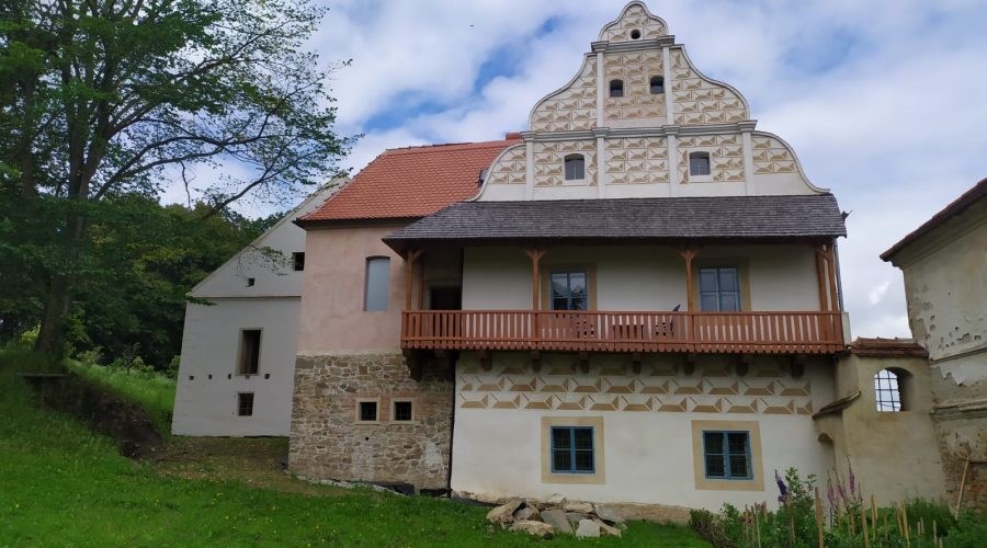Maison forte 15ème siècle, Mladejovice