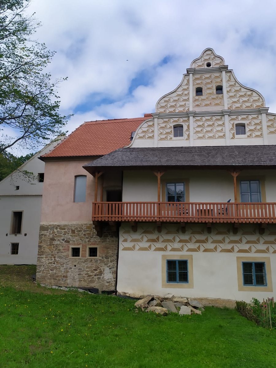 Maison forte 15ème siècle, Mladejovice